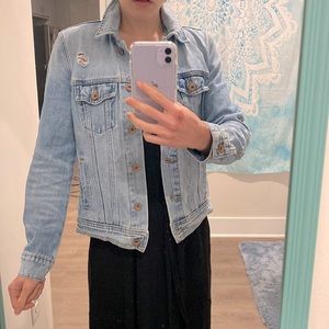 Women Small. Light wash Denim Jean Jacket with Gold detailed, some distressing